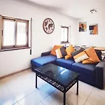 Διαμέρισμα Casa Dos Sinos 1 With Roof Terrace Αλμπουφέιρα